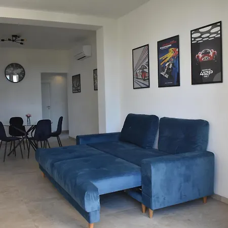 Time Together Apartment Pula